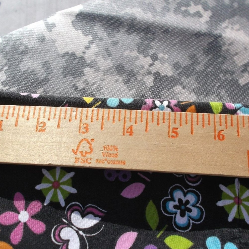 CASSANDRA O BLACK MULTI COLORED FLOWER & BUTTERFLY DESIGN LG SCRUB TOP IG 2119 - Picture 10 of 12